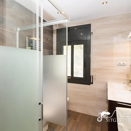 Spacious Santa Fe - Private Pool, Big Garden And A/c Close To Sitges Villa Olivella