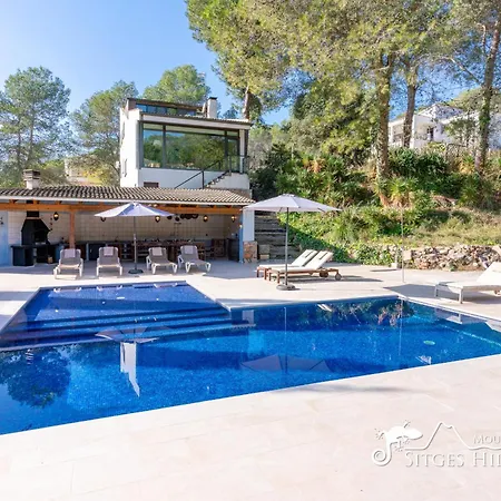 Villa Spacious Santa Fe - Private Pool, Big Garden And A/c Close To Sitges *